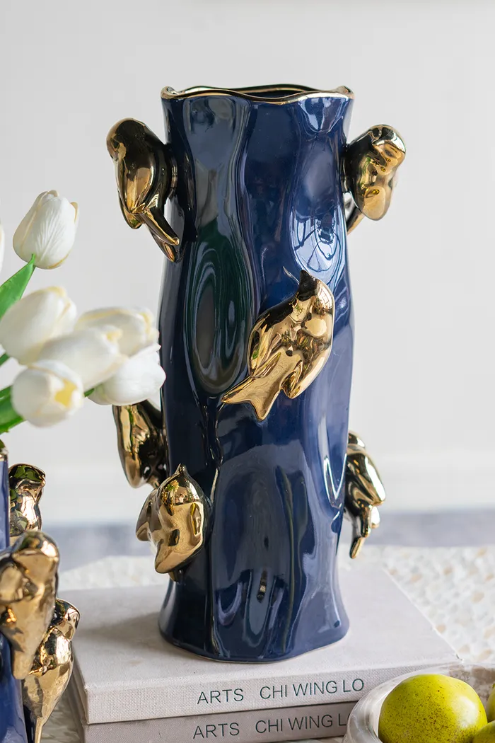 Wingly II Blue Vase - Thumbnail - Image 2
