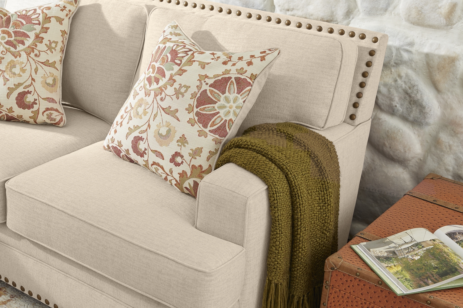 Winsborough Beige 2 Pc Living Room - Thumbnail - Image 3