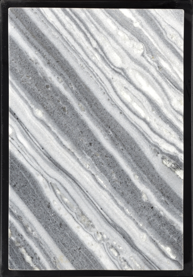 Winthorp Gray Accent Table - Thumbnail - Image 4