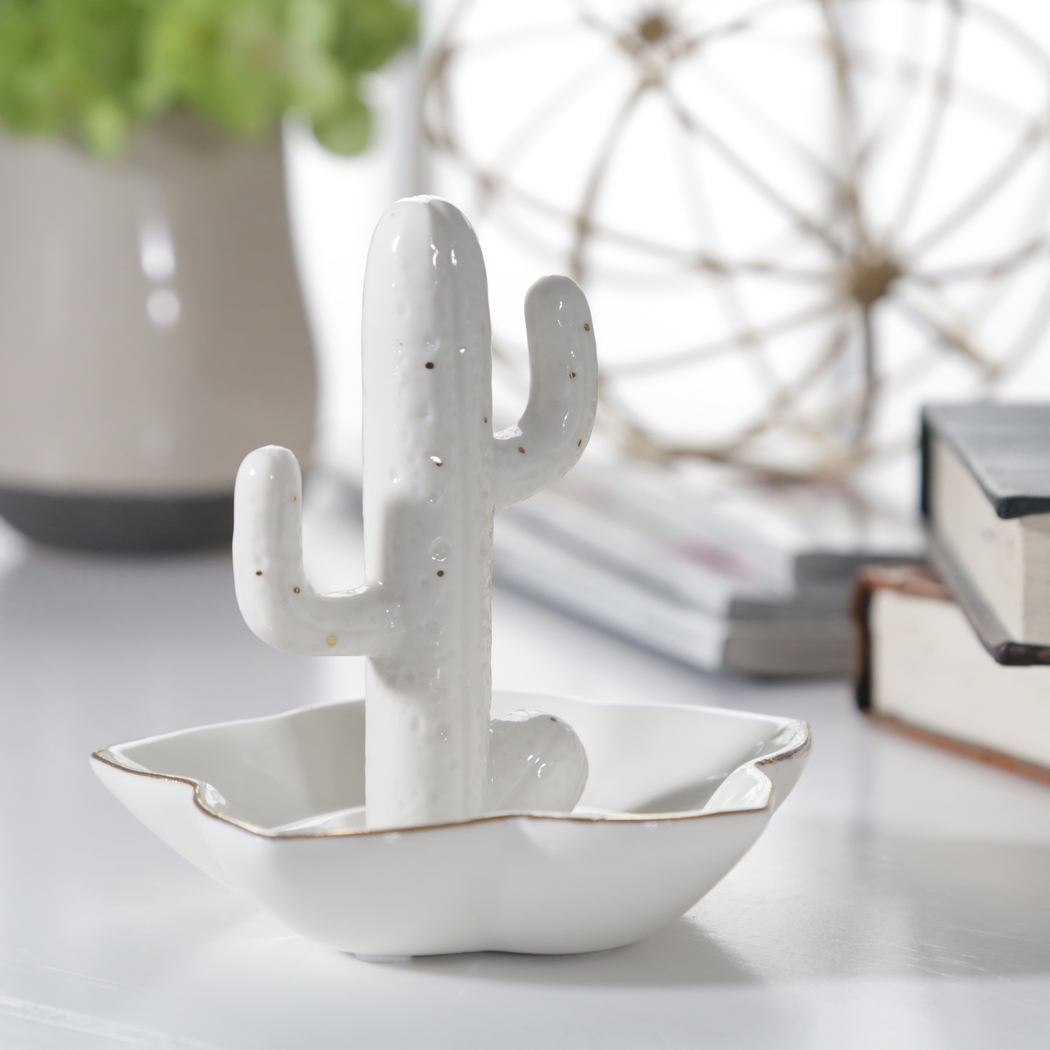 Wollaster White Ring Holder - Thumbnail - Image 2