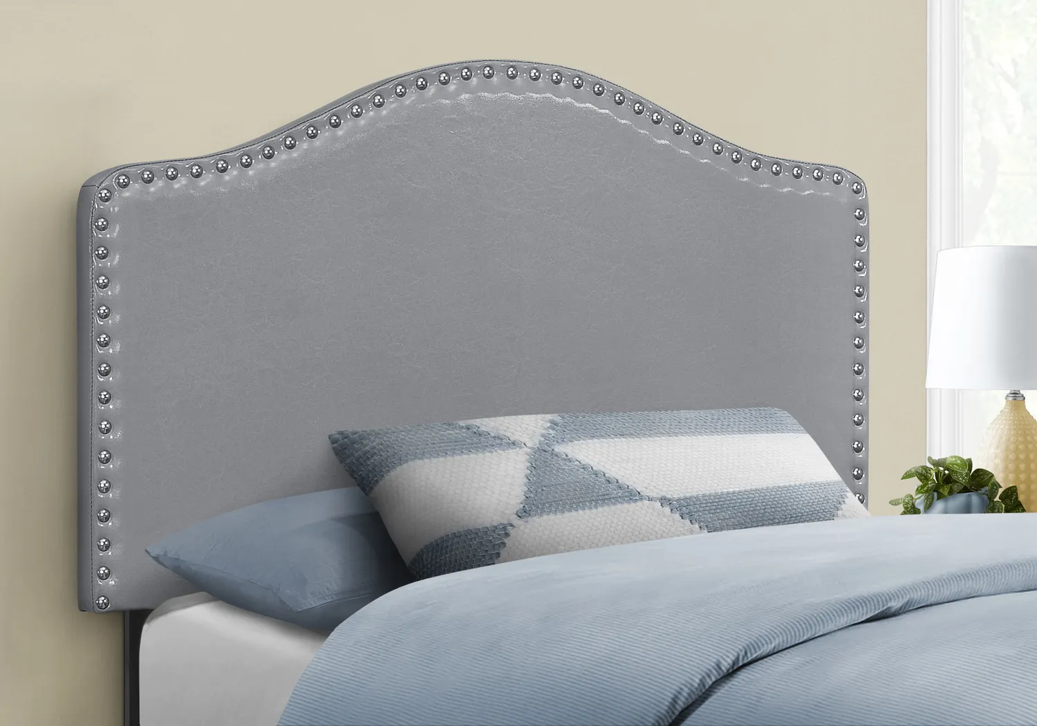 Woodbee Gray Twin Headboard - Thumbnail - Image 2