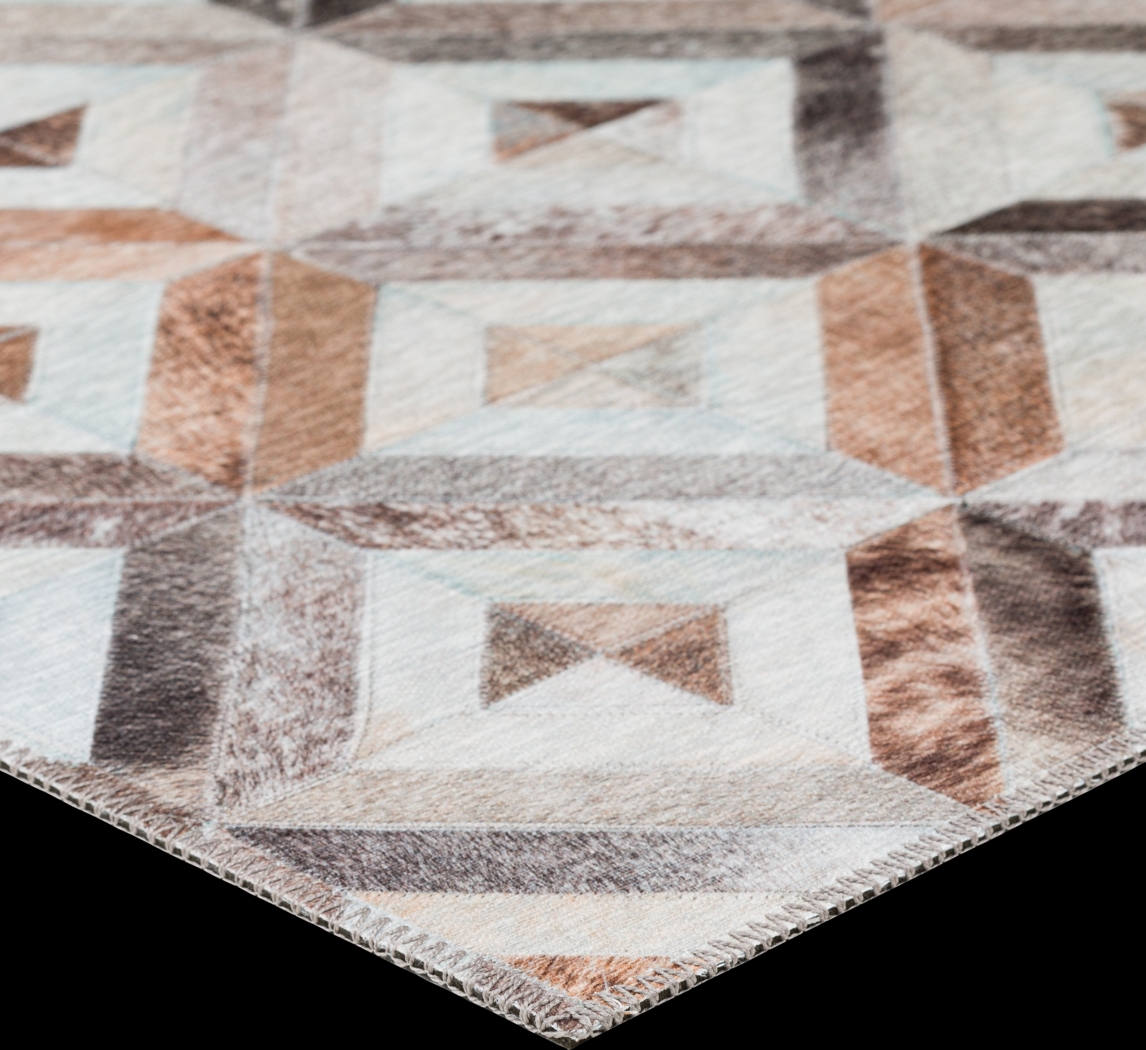 Woodbend Beige 5' x 8' Rug - Thumbnail - Image 4