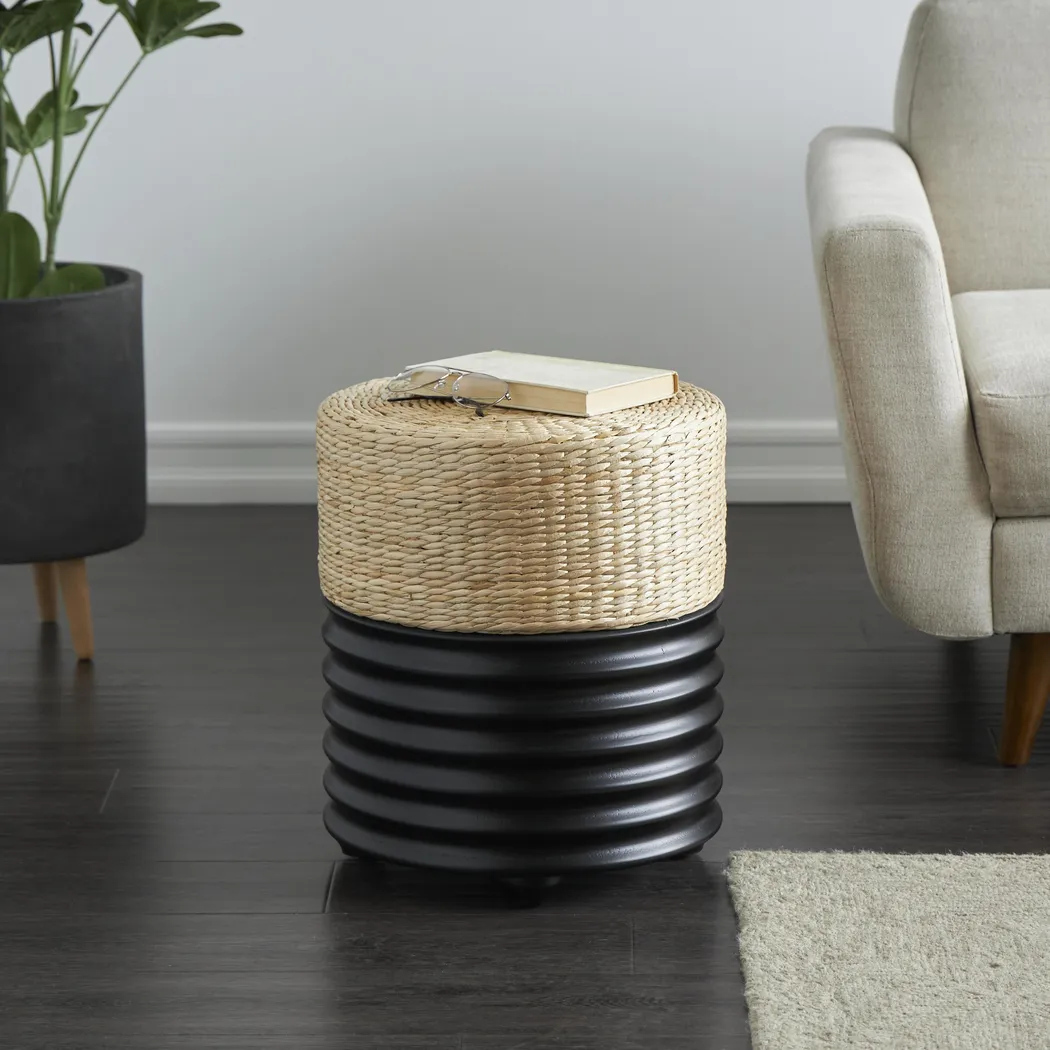 Woodland Black End Table - Thumbnail - Image 3