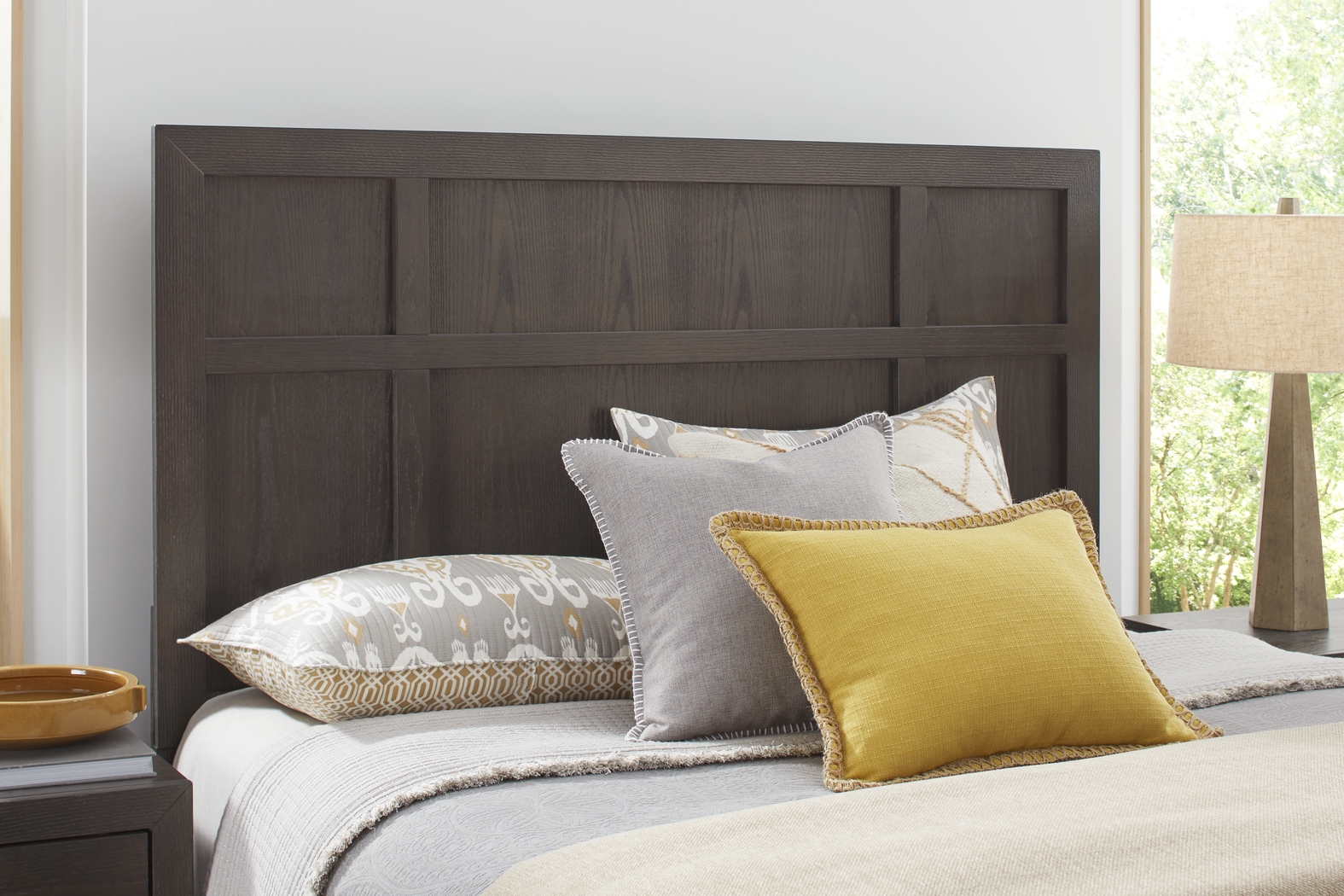 Woodley Dark Brown 5 Pc King Panel Bedroom - Thumbnail - Image 3