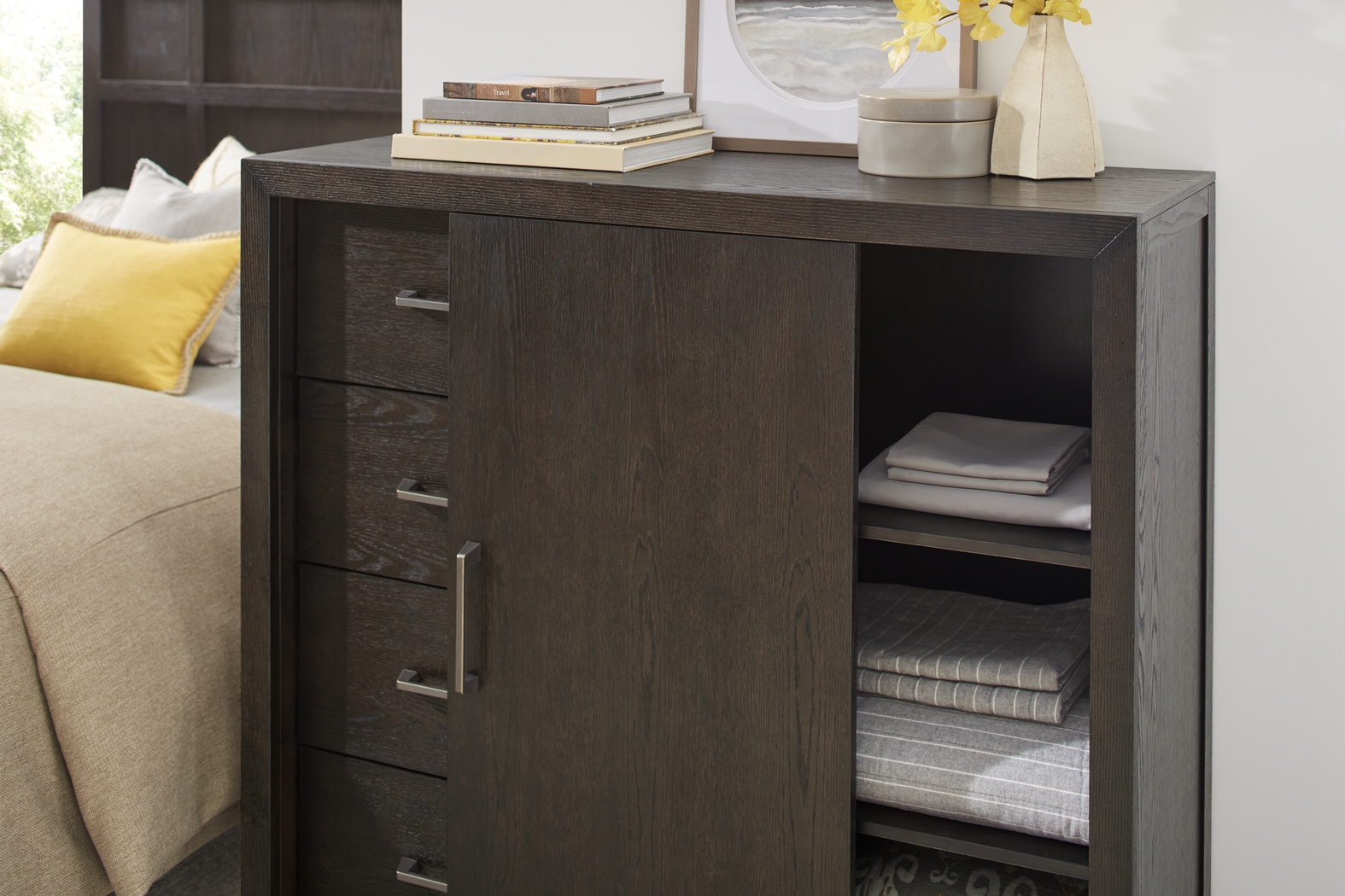 Woodley Dark Brown Gentleman's Chest - Thumbnail - Image 4