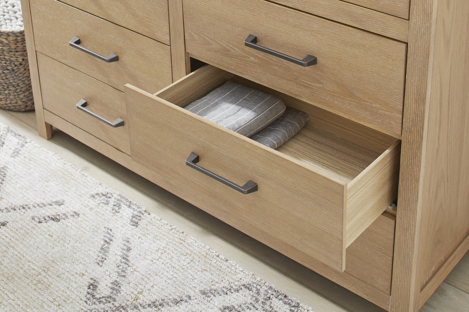 Woodley Natural 5 Pc Queen Panel Bedroom - Thumbnail - Image 8