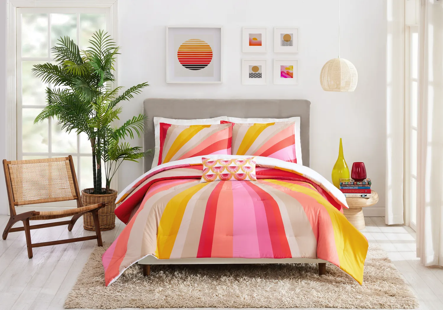 Woodpointe Pink 3 Pc King Duvet Set - Thumbnail - Image 1