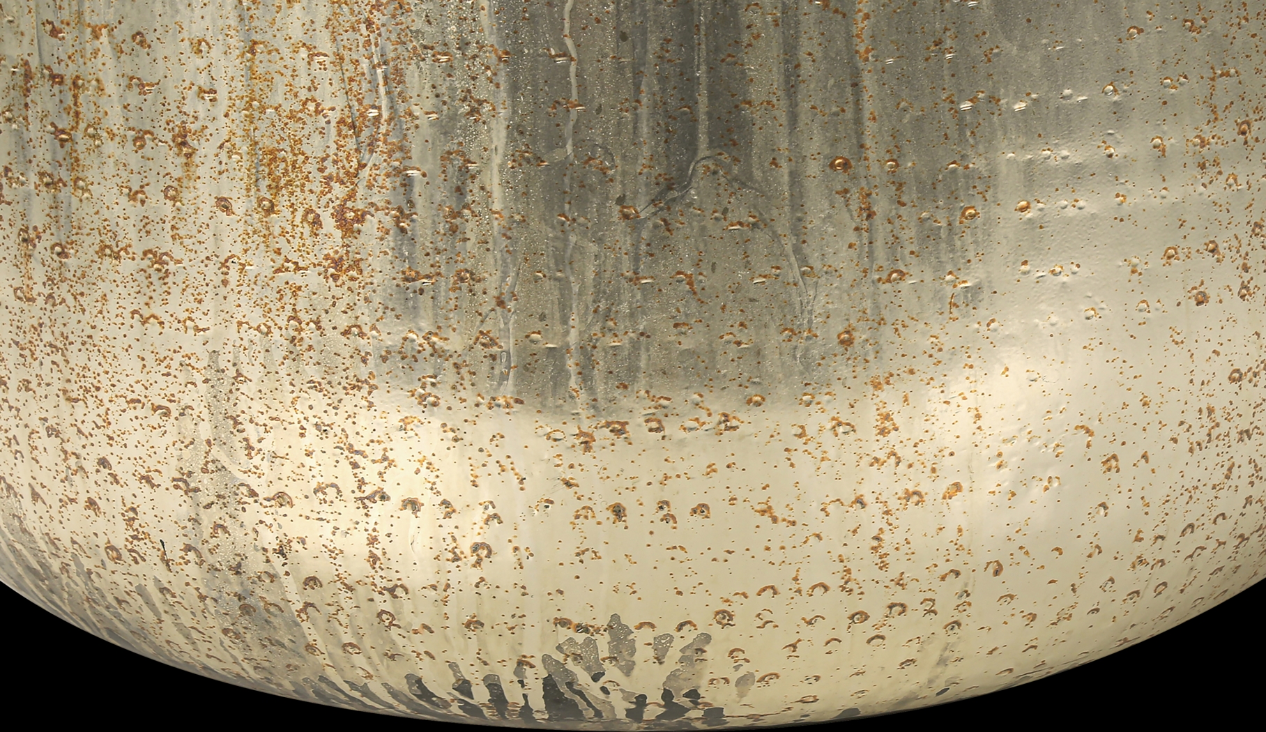 Wrenfrey Gold Accent Table - Thumbnail - Image 3