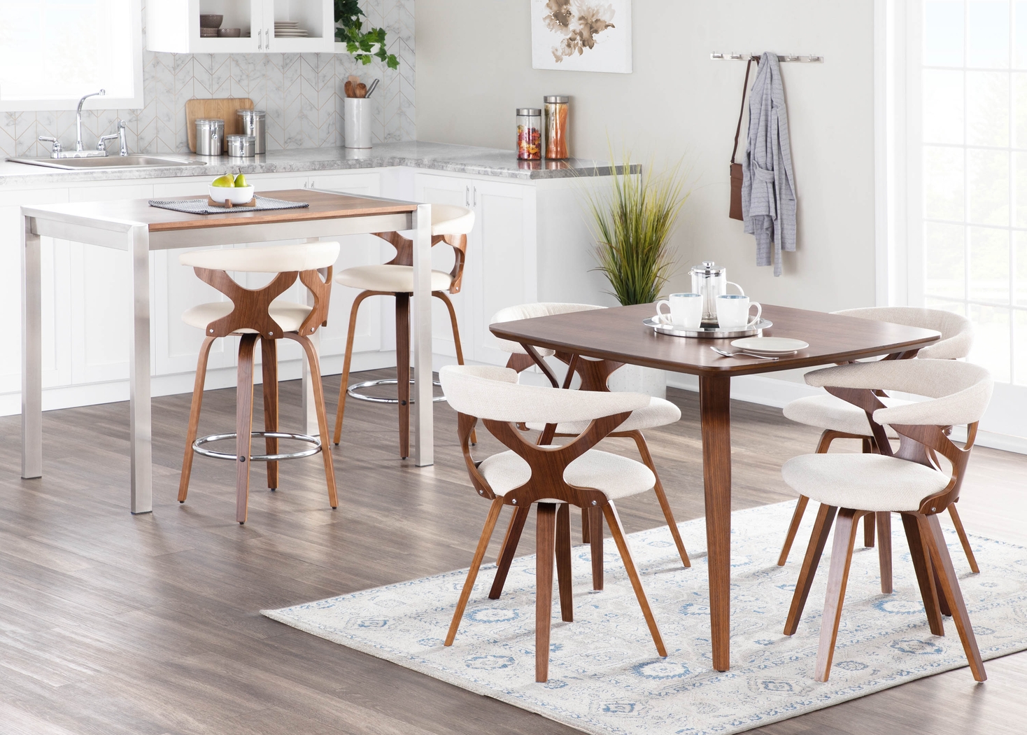 Wyndmoor Cream Counter Height Stool, Set of 2 - Thumbnail - Image 2