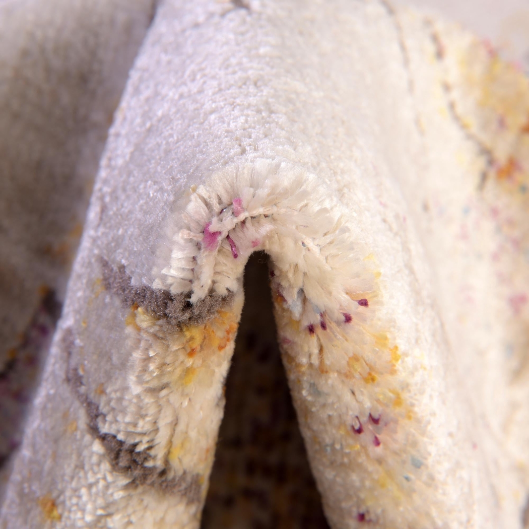 Yafa Multi 5'3 x 7'10 Rug - Thumbnail - Image 8