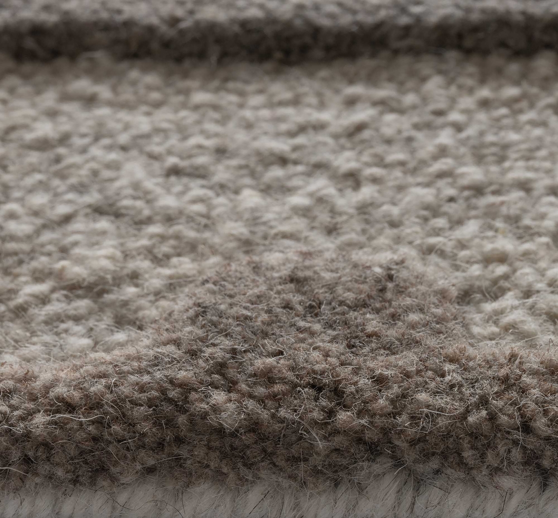 Yarmeda Beige 5' x 8' Rug - Thumbnail - Image 3