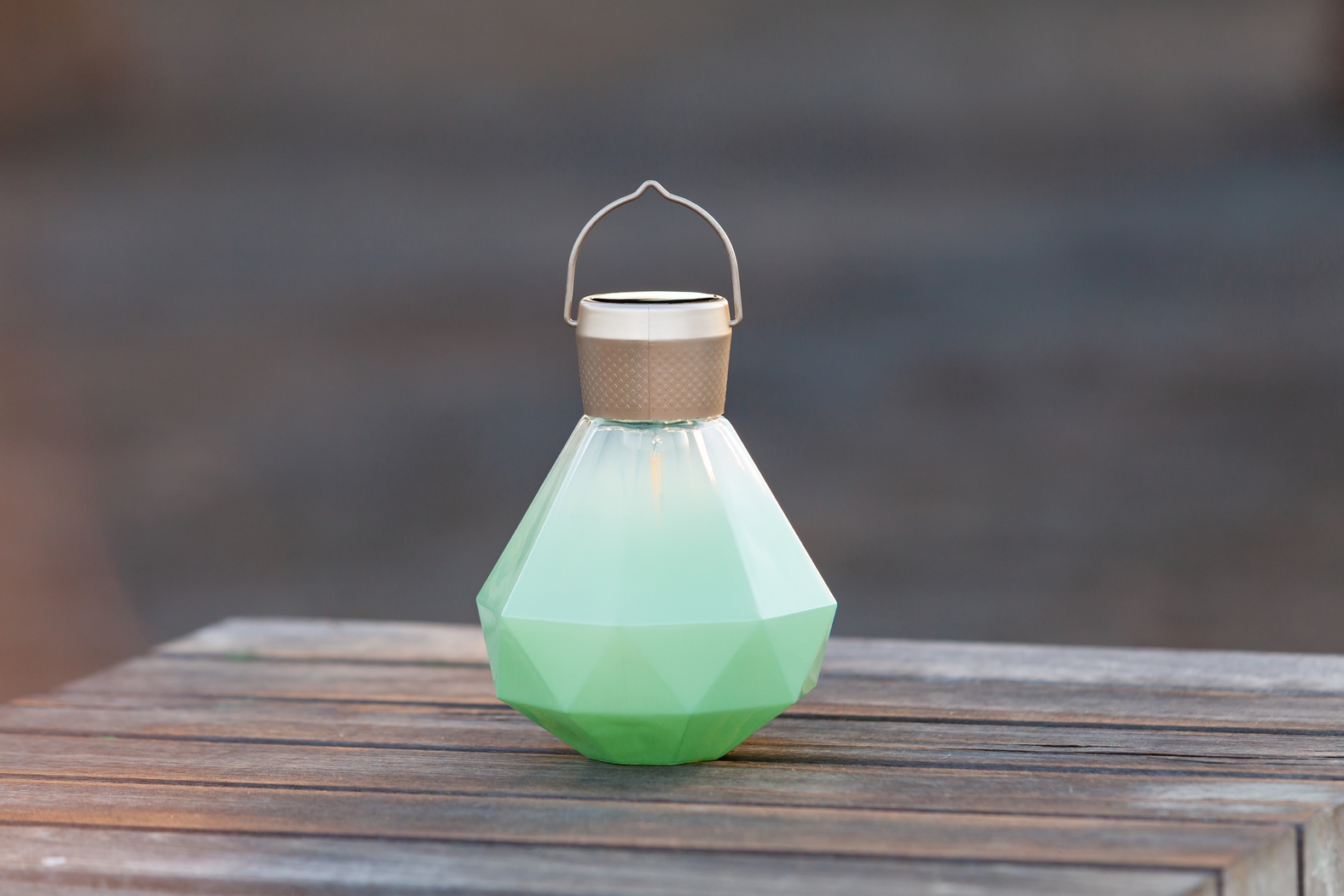 Yeser Cave Outdoor Jade Solar Lantern - Thumbnail - Image 2