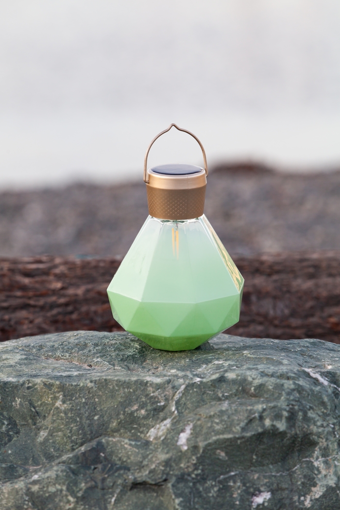 Yeser Cave Outdoor Jade Solar Lantern - Thumbnail - Image 8