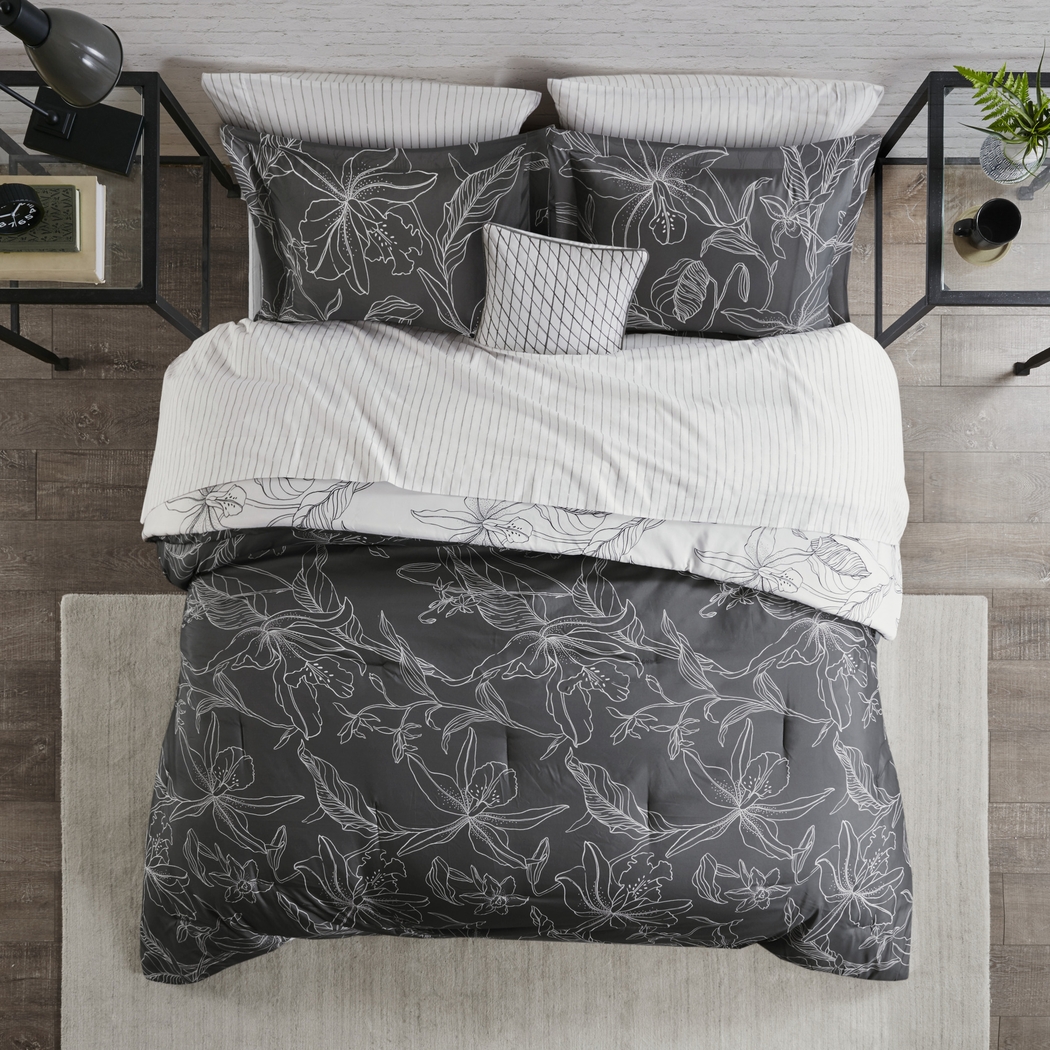 Zaide White 9 Pc King Bedding Set - Thumbnail - Image 6