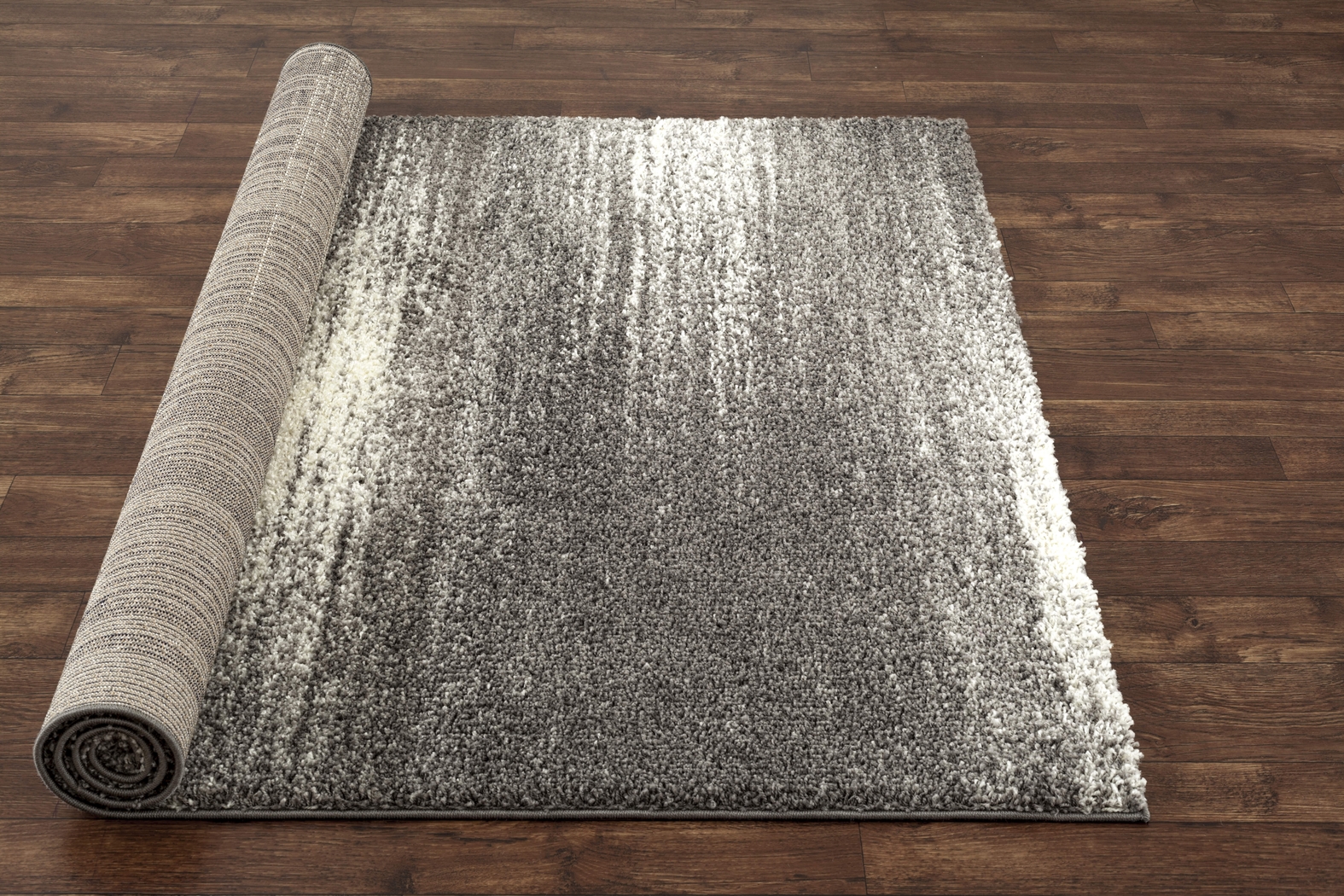 Zakia Gray 3'3 x 5' Rug - Thumbnail - Image 2