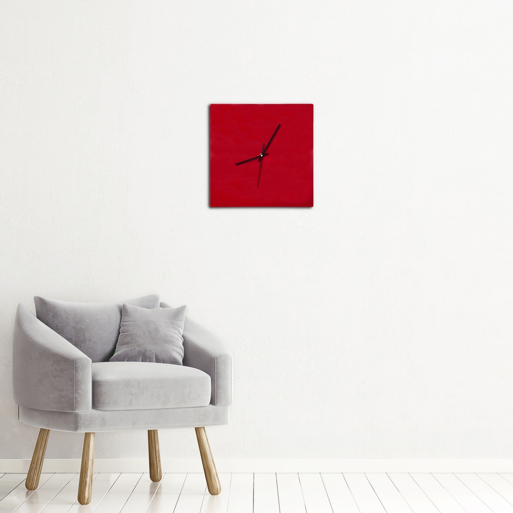 Zariya Red Clock - Thumbnail - Image 3