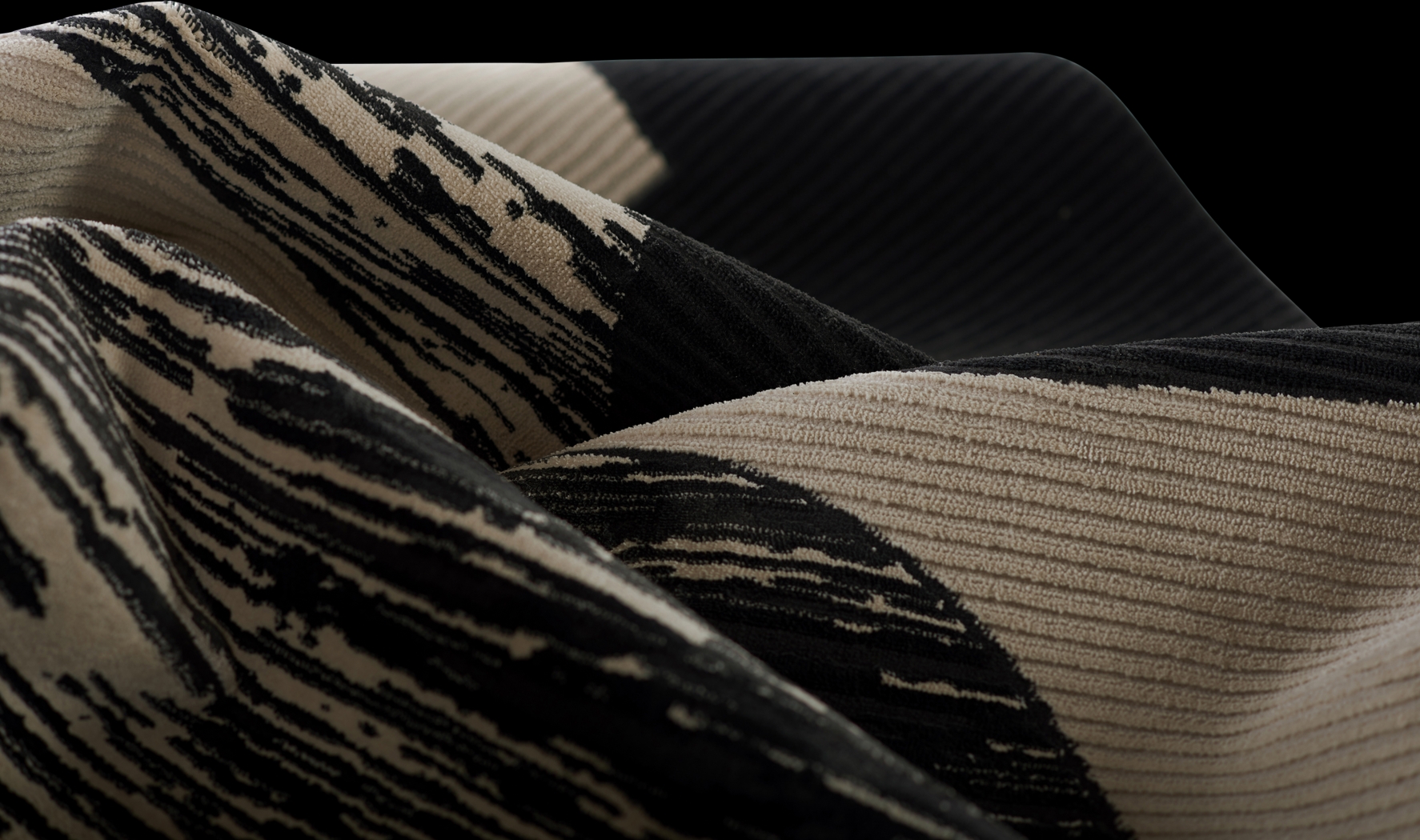 Zaver Off-White 7'10 x 9'10 Rug - Thumbnail - Image 8