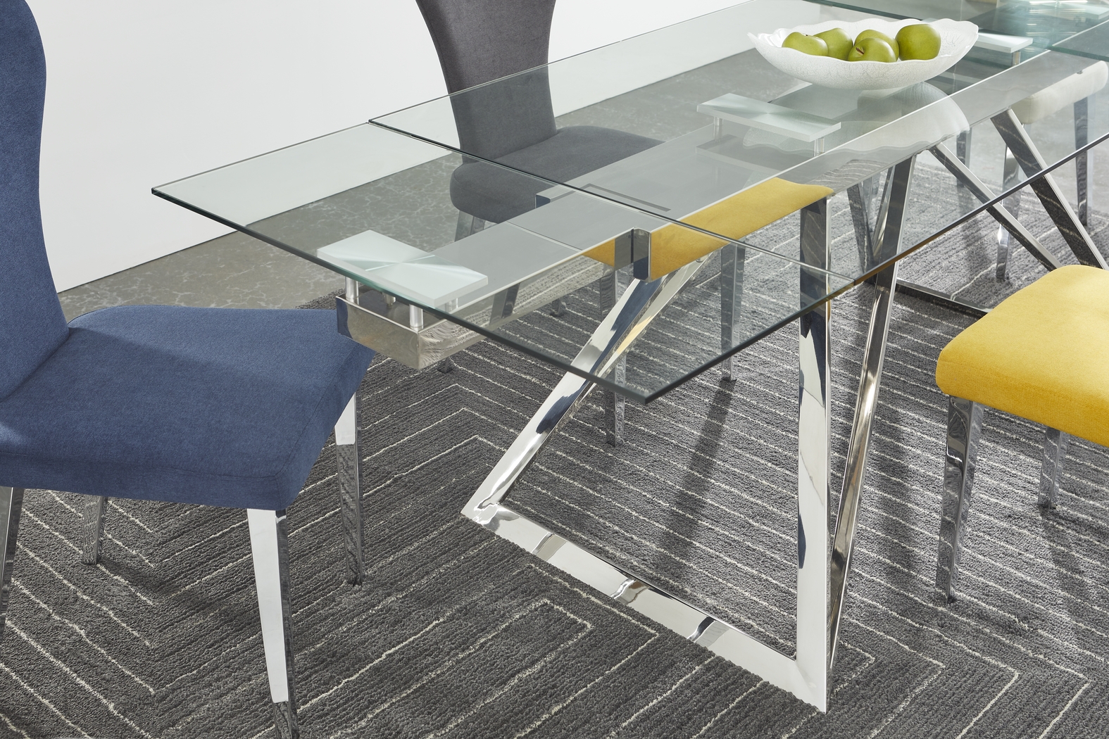 Zenica Silver 5 Pc Rectangle Dining Room with Blue Chairs - Thumbnail - Image 6