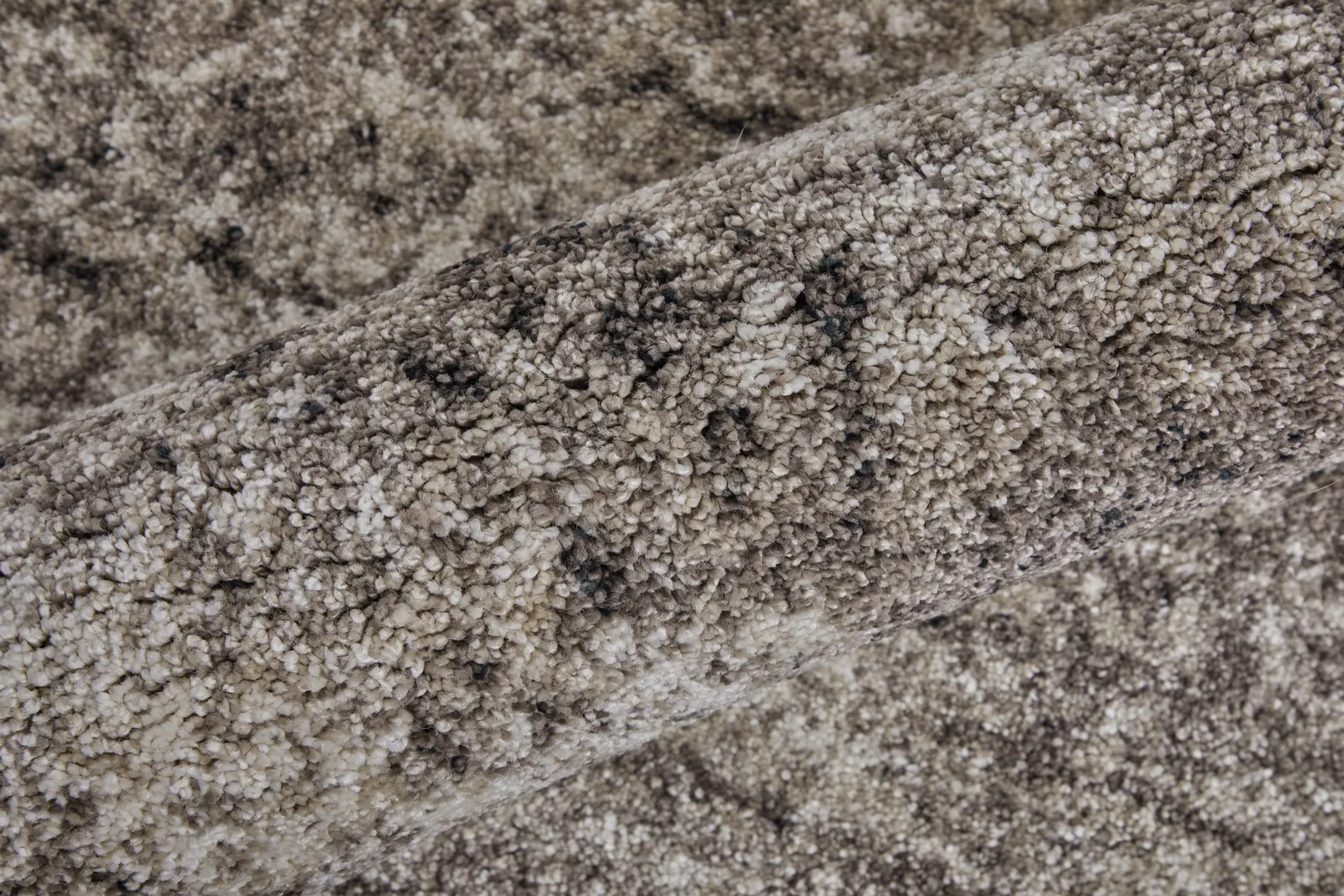 Zenosa Gray 2'6 x 7'3 Runner Rug - Image 2