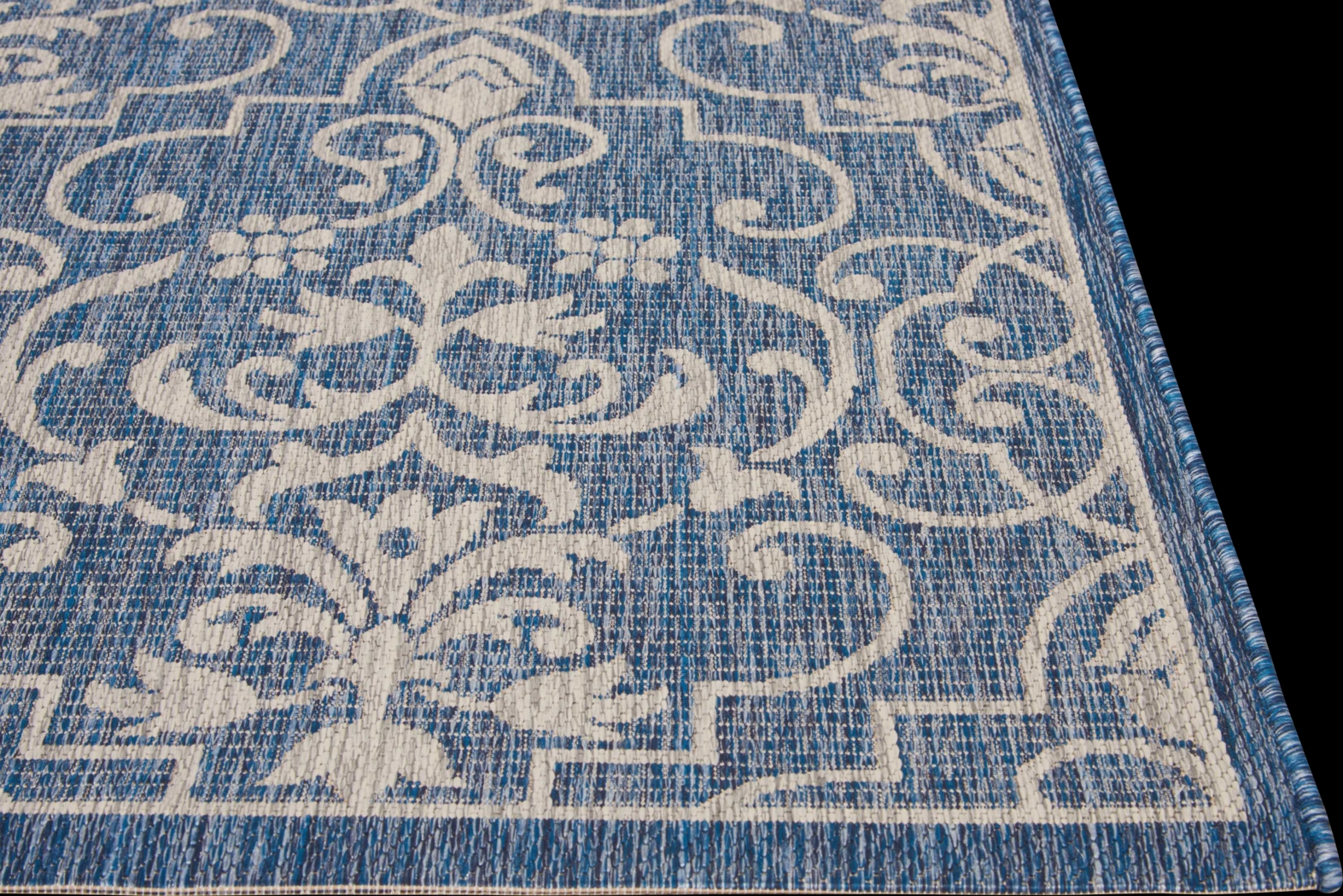 Zeyla Denim 5' x 7' Indoor/Outdoor Rug - Thumbnail - Image 4