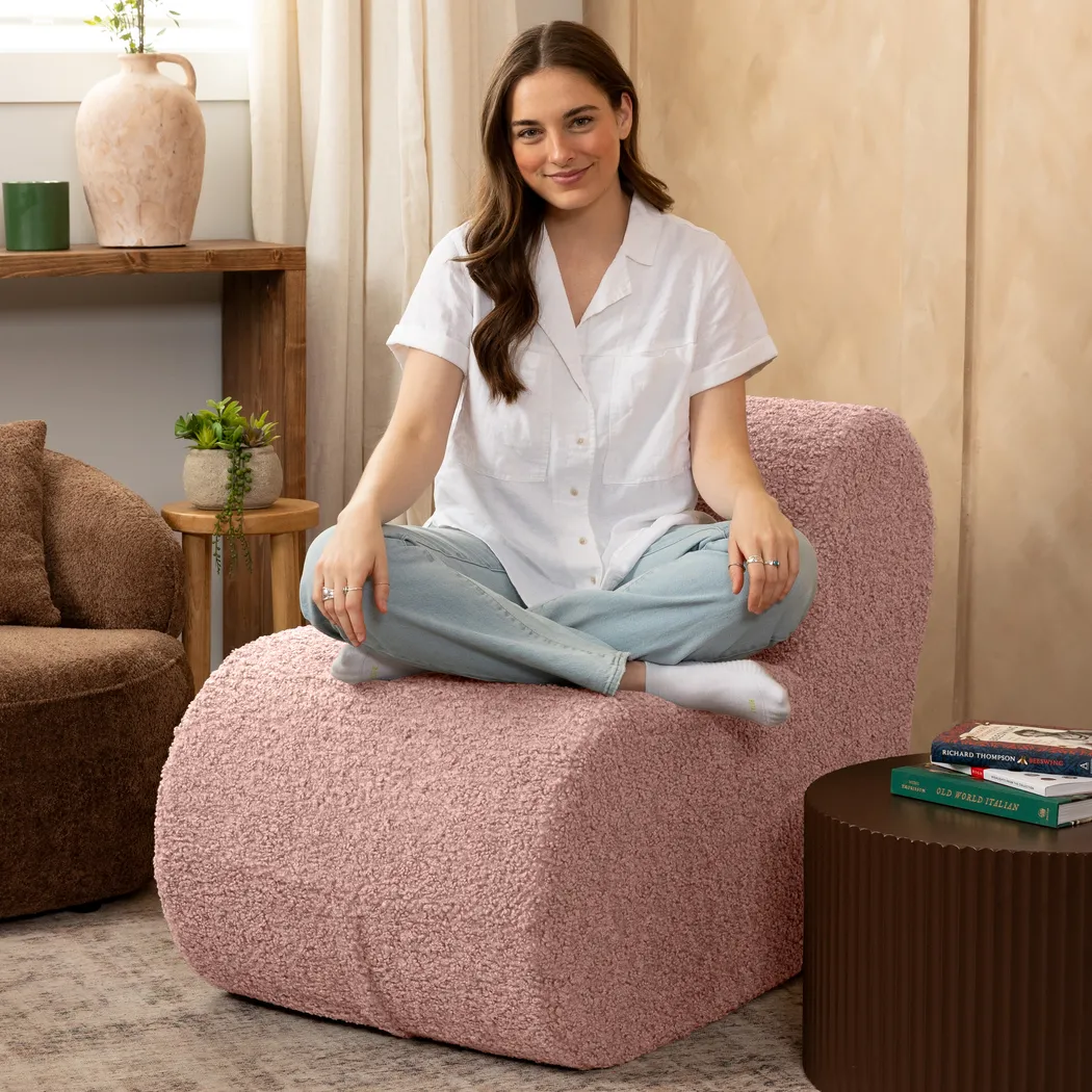 Zinei Pink Accent Chair - Thumbnail - Image 3