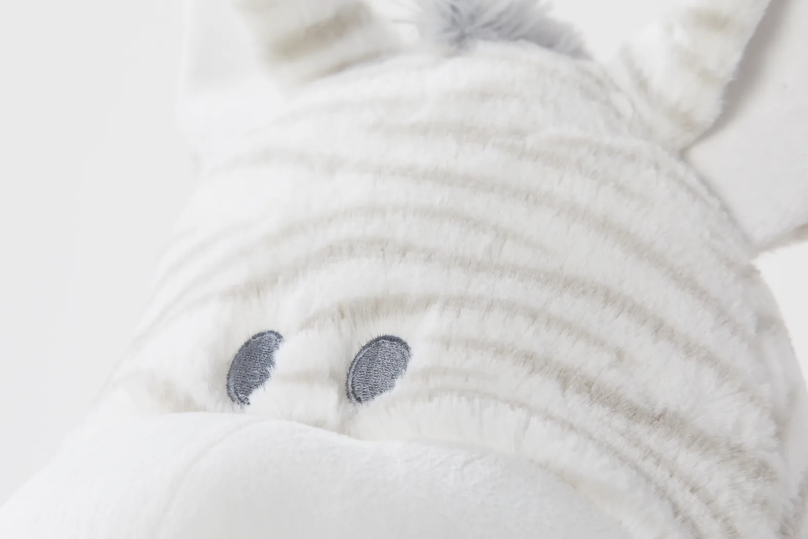 Zippy Zebra Light Gray Toddler Chair - Thumbnail - Image 4