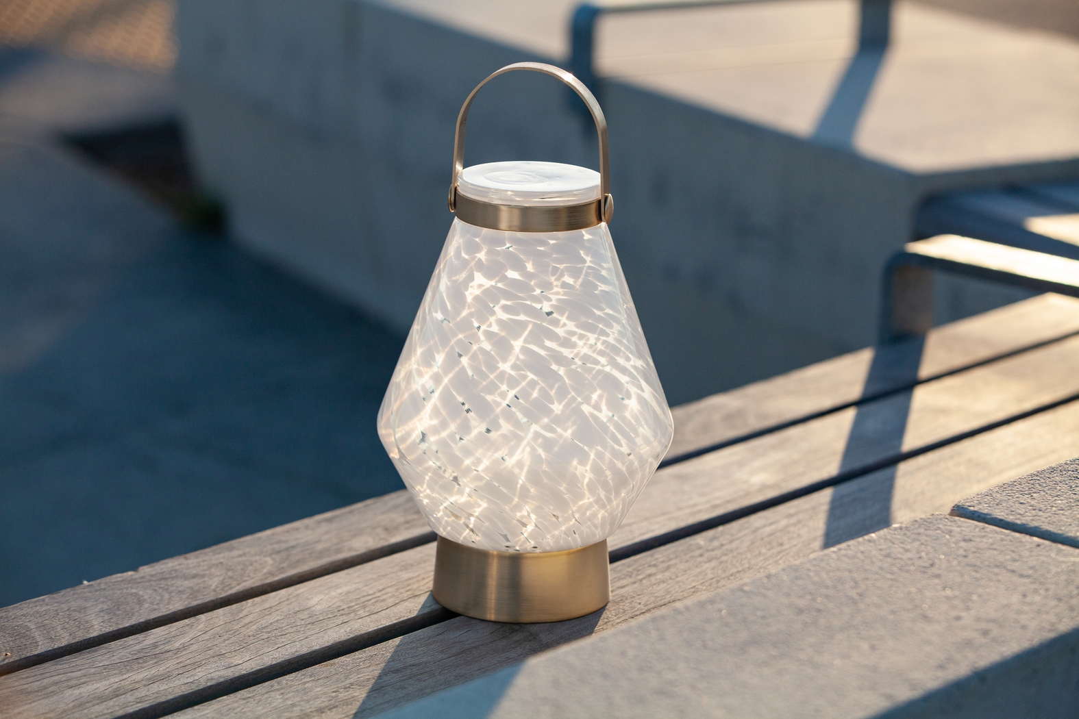 Zipton Isle Indoor/Outdoor White Rechargeable Lantern - Thumbnail - Image 4