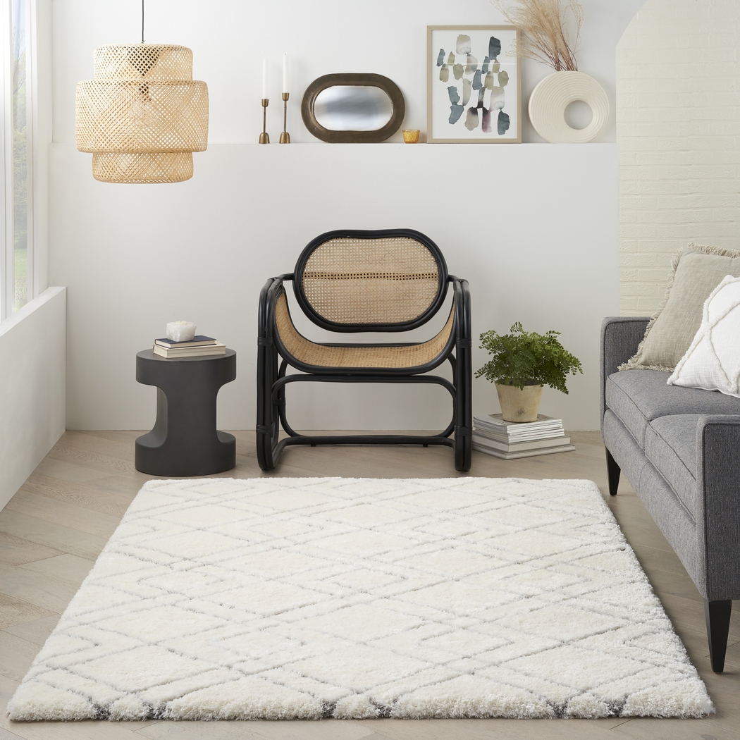 Zulea Ivory 6'7 x 9'2 Rug - Thumbnail - Image 2