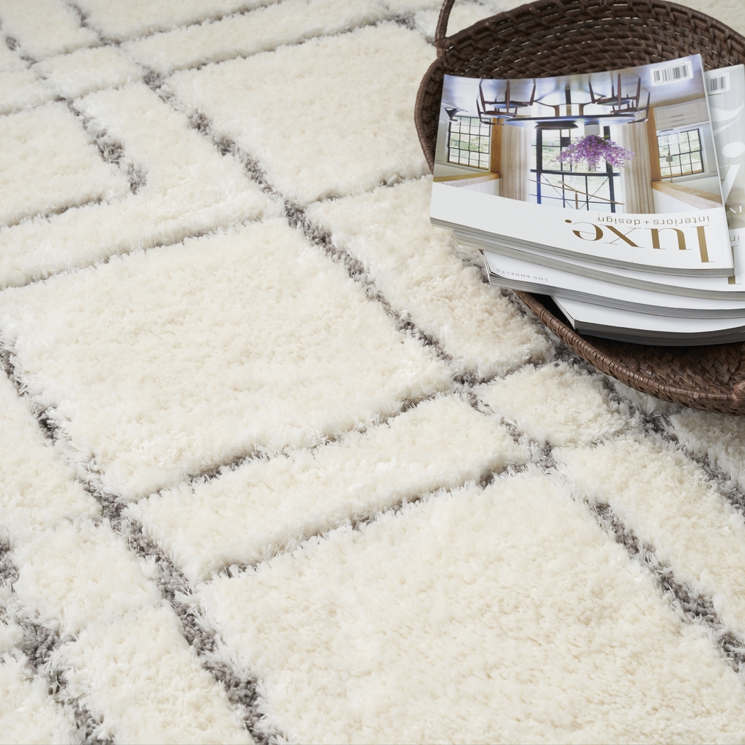 Zulea Ivory 6'7 x 9'2 Rug - Thumbnail - Image 7