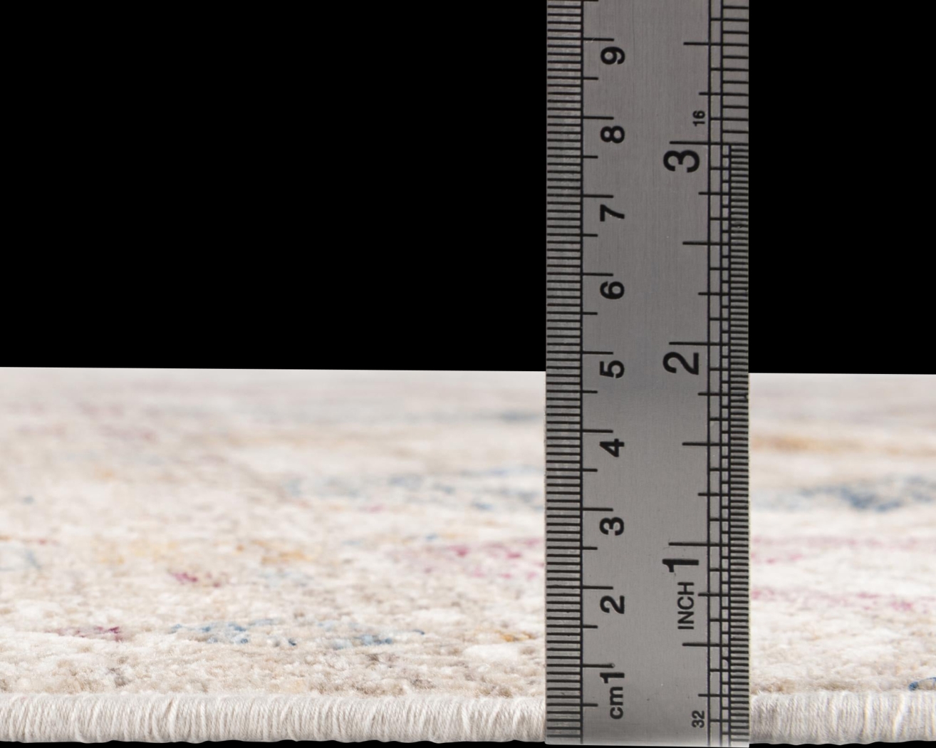 Zulfa Ivory 6'1 x 8'10 Rug - Thumbnail - Image 4