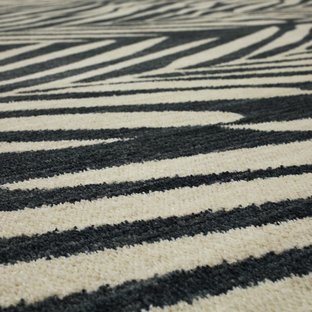 Stacy Garcia Zumin Cream 5'3 x 7'10 Rug - Thumbnail - Image 8